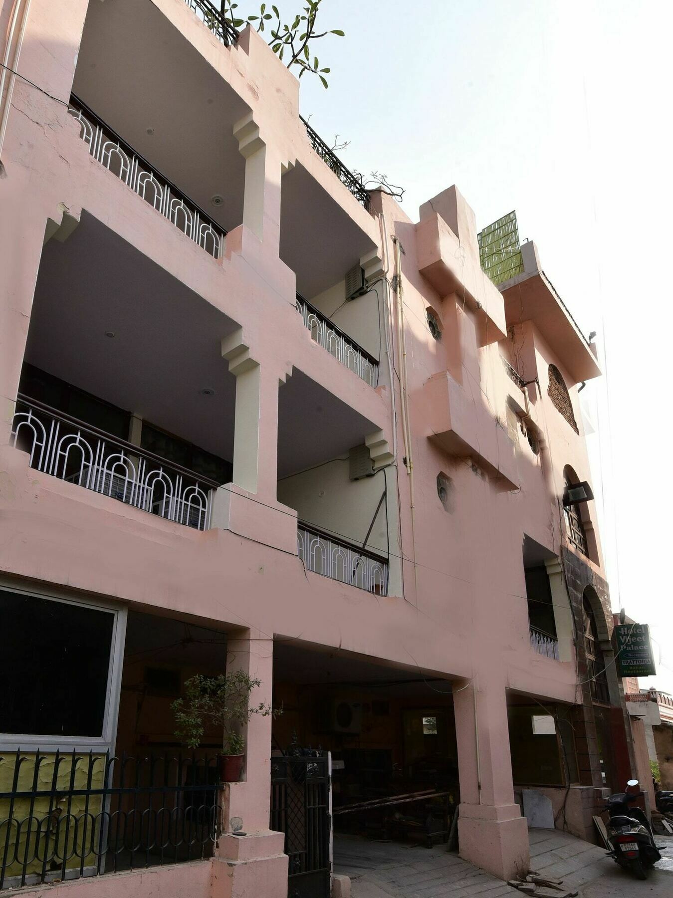 Hotel Collection O Jaipur Railway Junction Formerly Vijeet Palace