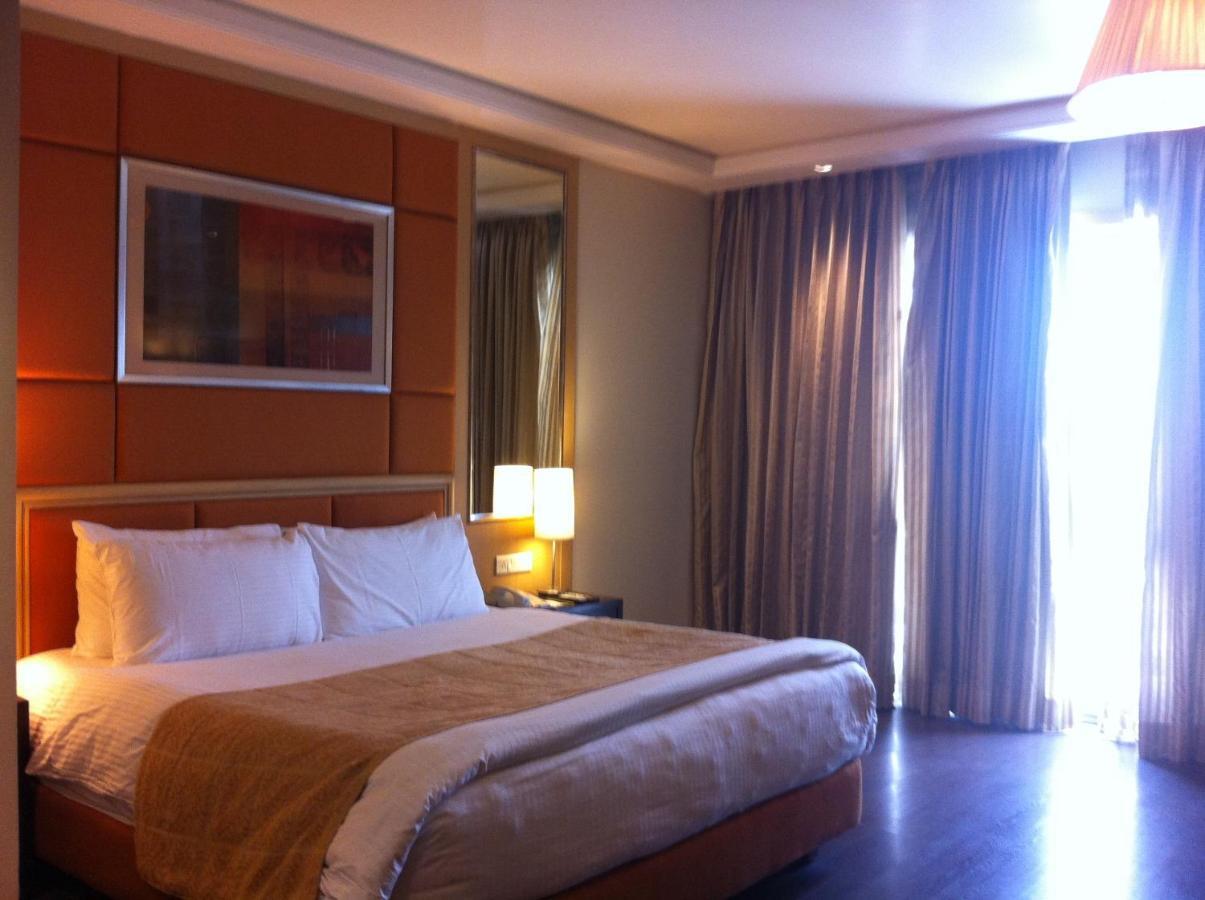 Lemon Tree Premier, 4*