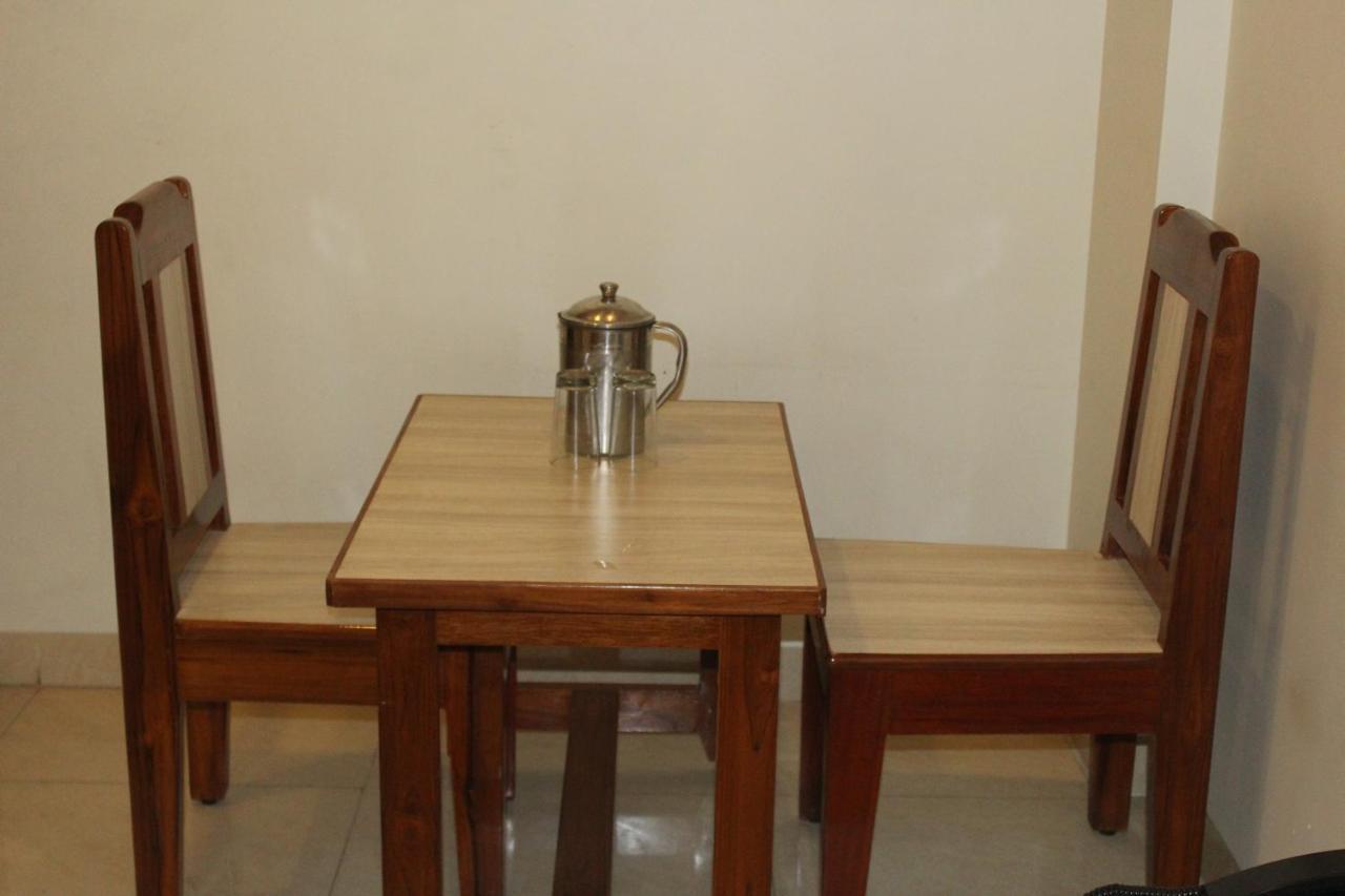 Hotel Simla 3*