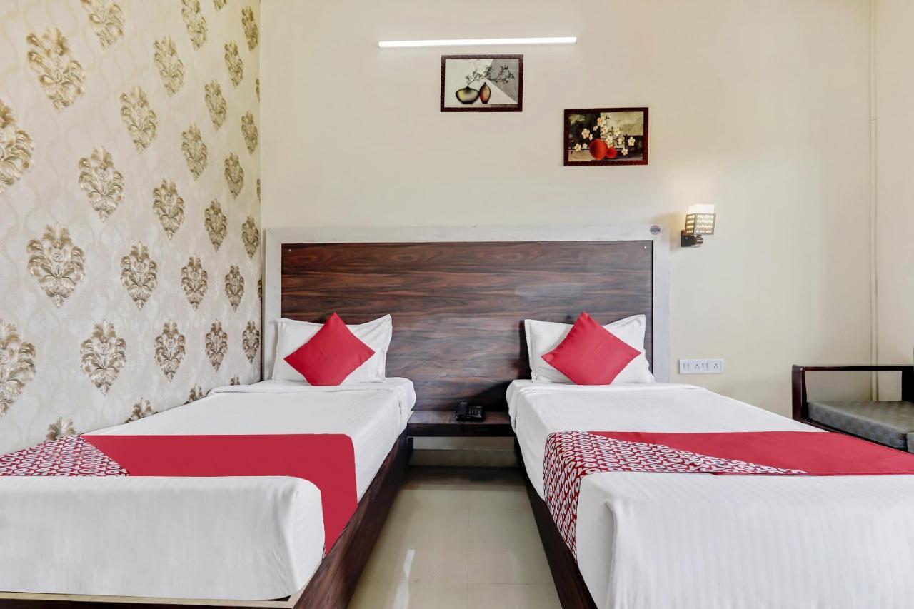 Hotel Oyo 47287 Eden Garden Jaipur