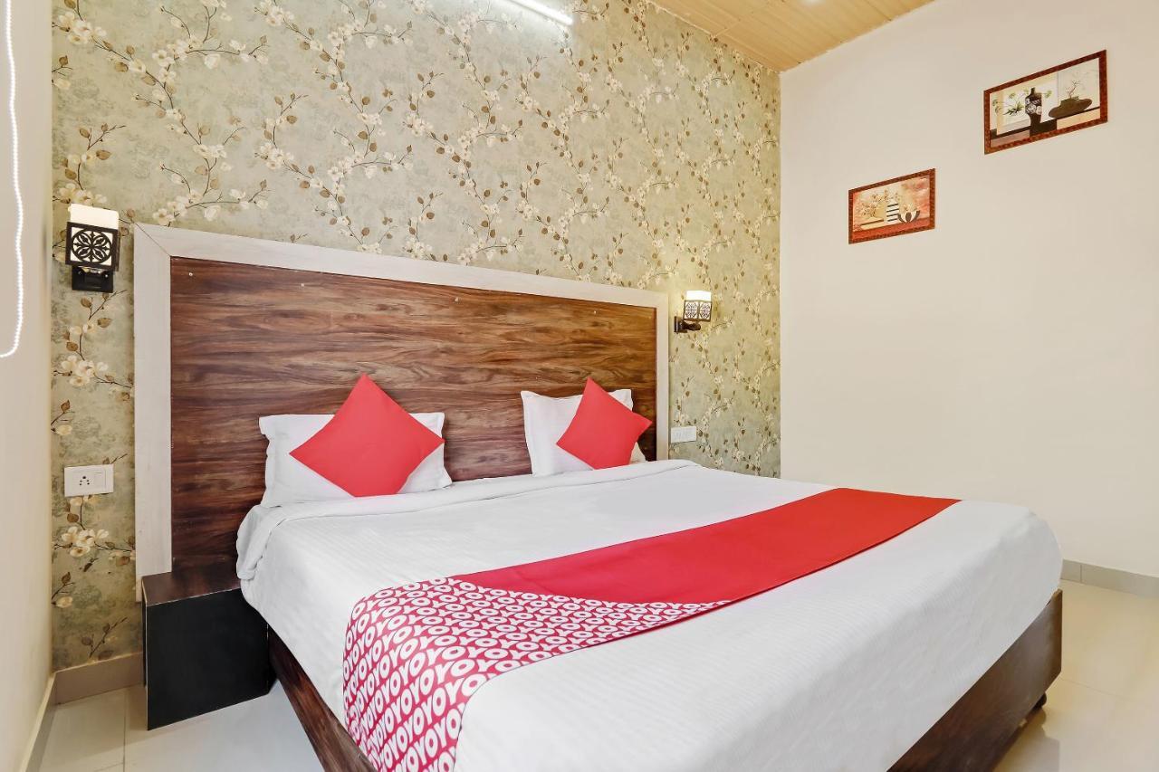 Oyo 47287 Eden Garden Hotel