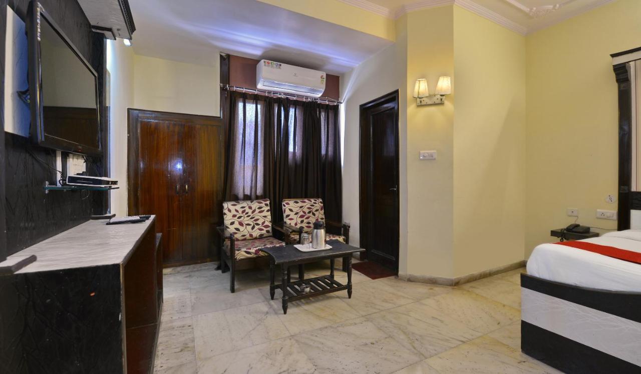 Anokhi Palace Hotel