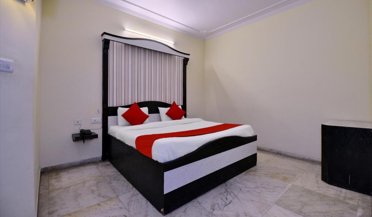 Anokhi Palace Hotel
