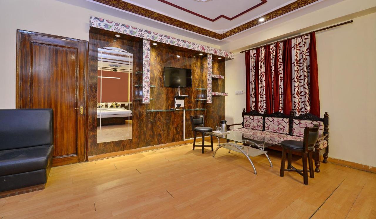 Hotel Anokhi Palace