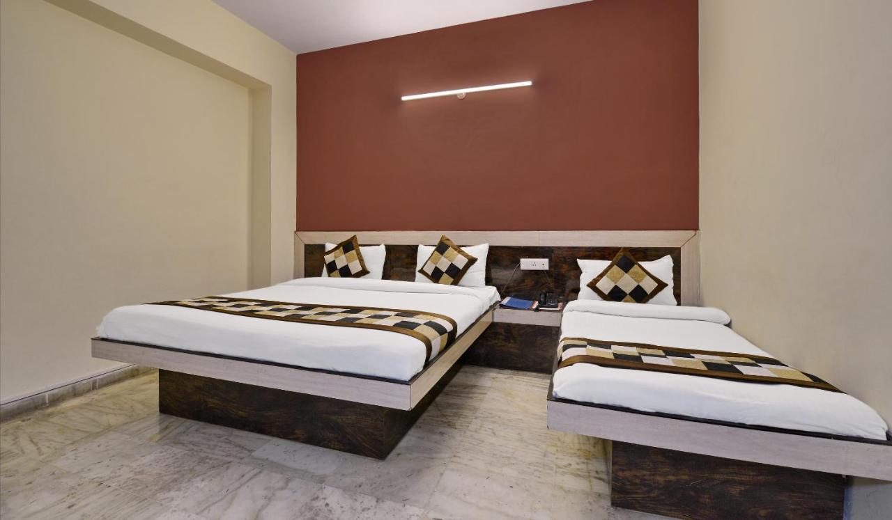 Hotel Anokhi Palace 2*
