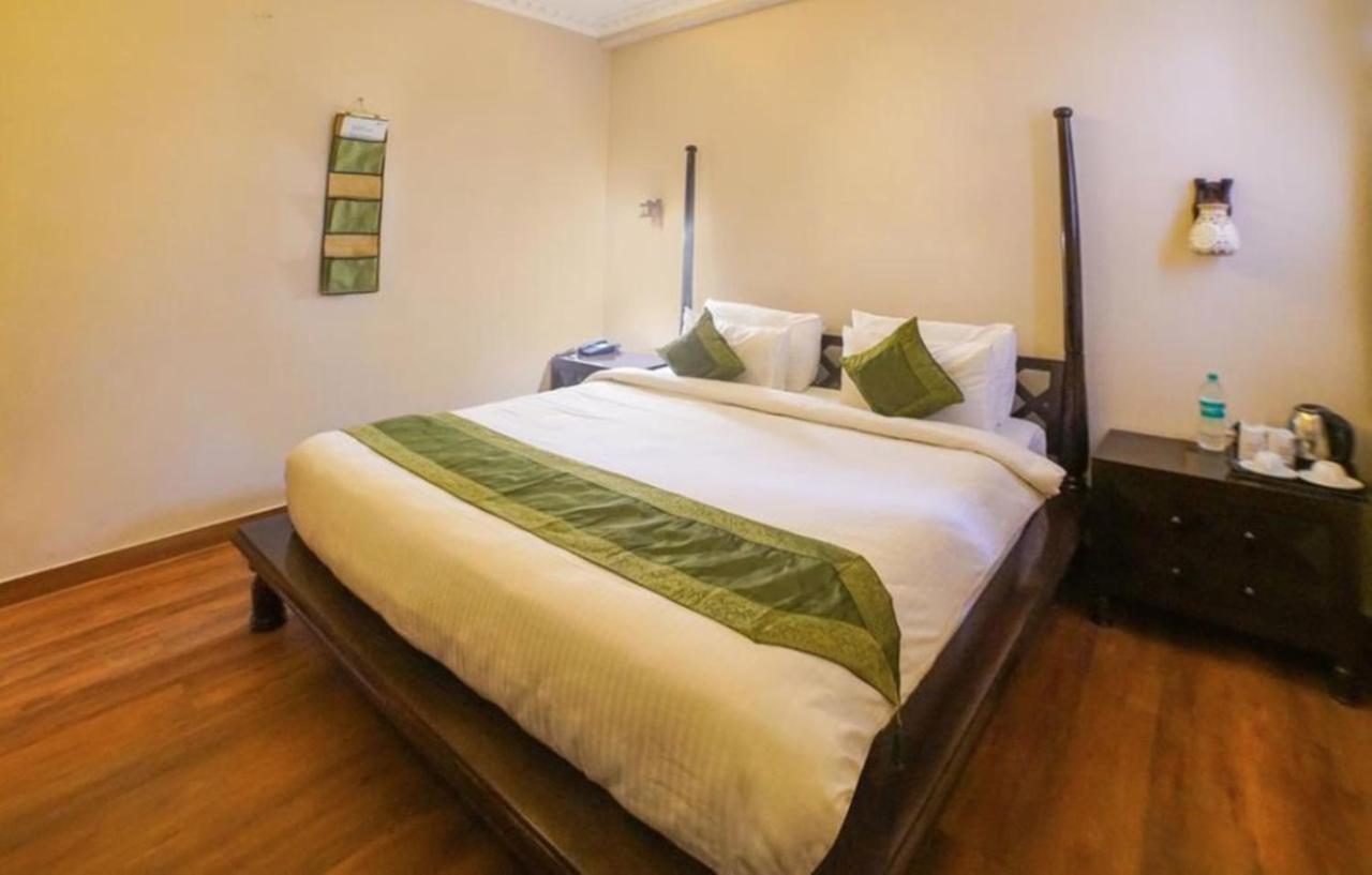 R41-a Boutique 3*