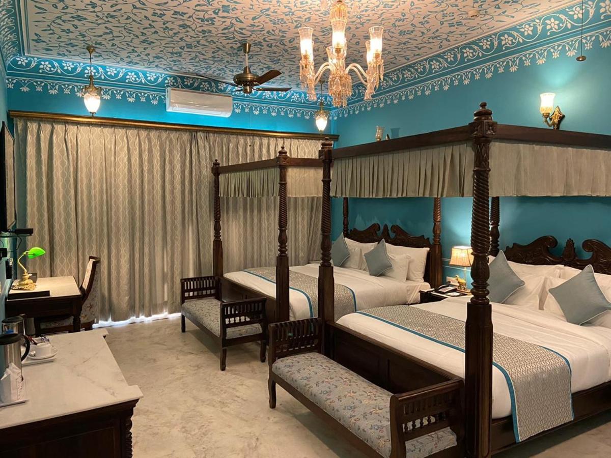 Resort Umaid Farm Resort- A Legancy Vintage In Jaipur