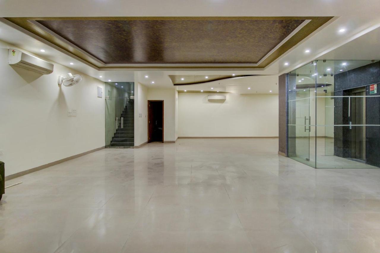 Capital O 11744 Heritage Heights 3*