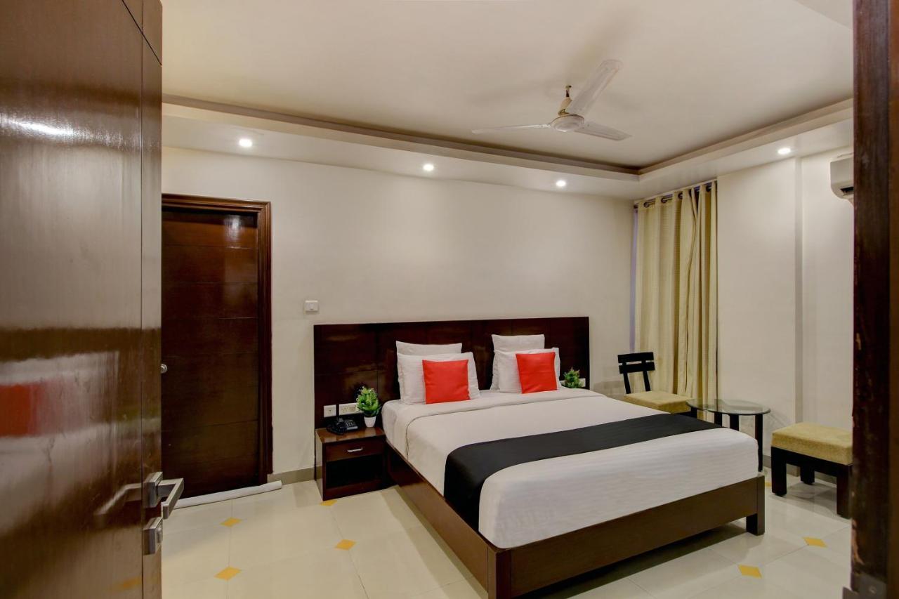 Capital O 11744 Heritage Heights 3*