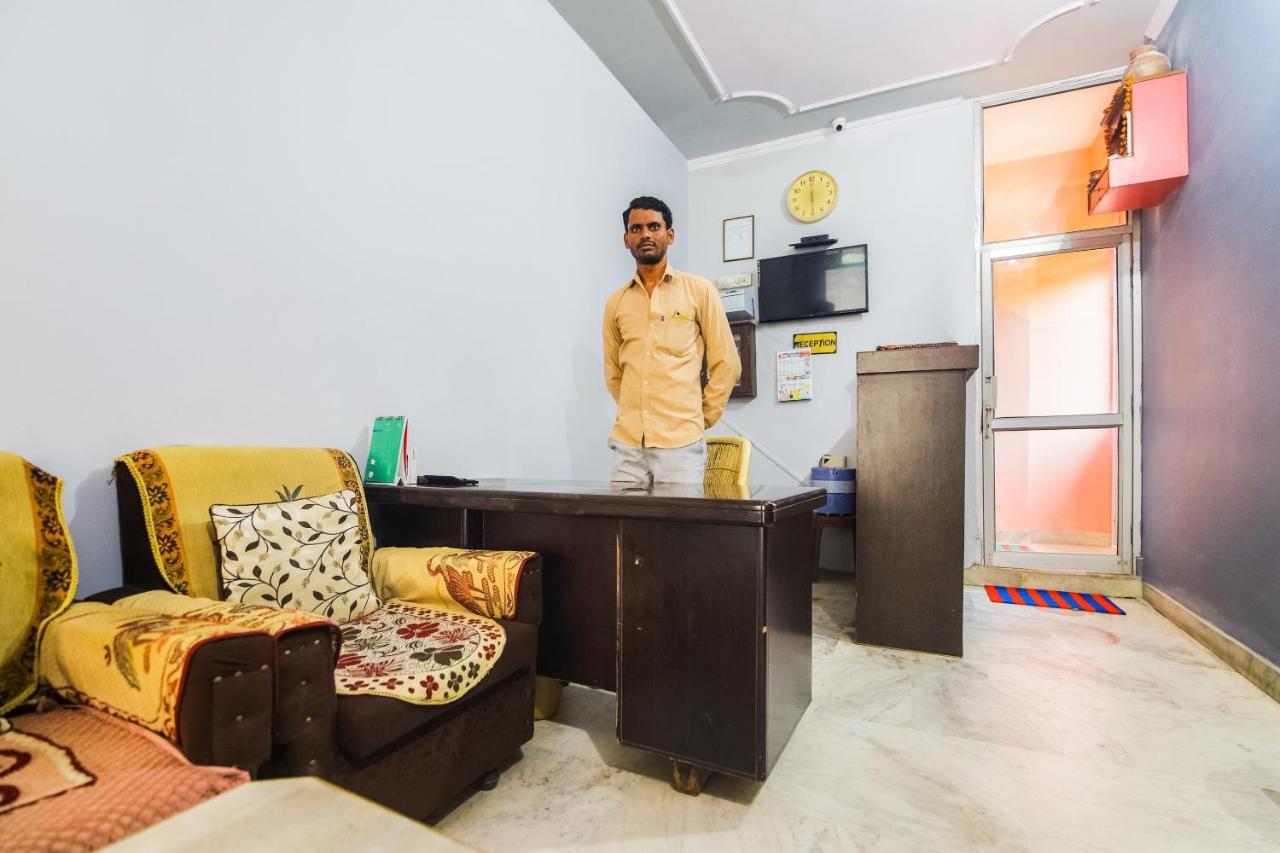 Spot On 49633 Hotel Shaurya Palace Guest House Hotel 3*