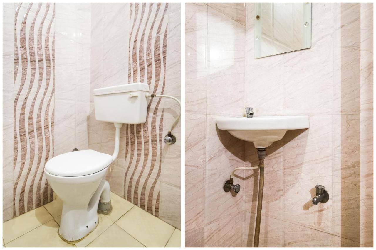 Spot On 49633 Hotel Shaurya Palace Guest House