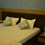 Shakuntlam Farms 4Bhk
