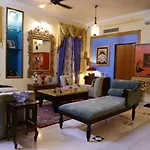 Aura Homestay Royal Villa