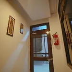 Hotel Mansarovar Palace
