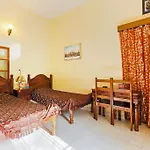 Zo Cosy Homes Bani Park