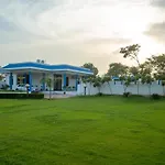 The Country Villa