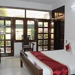 Hotel Sukhvilas