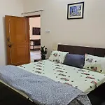 Kaushik House - Luxury Garden Homestay Near Vaishali Nagar