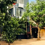 Super Townhouse Tonk Road Near Gandhi Nagar Railway Station