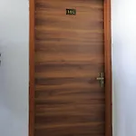 Hotel Gulabi Stay Inn