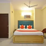 Hotel O Royal Estate