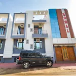 Hotel O Komal
