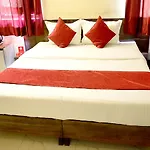 Oyo 3457 Hotel Sky Heights