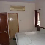 Budget Accommodation Near Station Road
