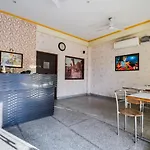 Oyo 67902 Shri Ram Janki Hotel