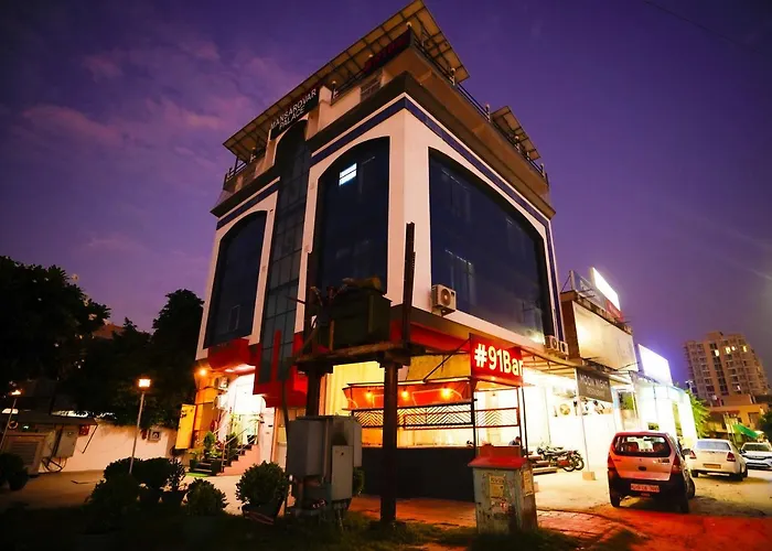 Hotel Mansarovar Palace