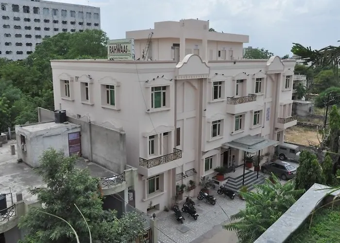 Oyo 1060 Hotel Rahwaas
