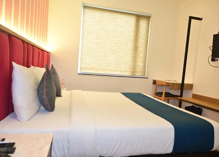 Hotel Mystic Falls