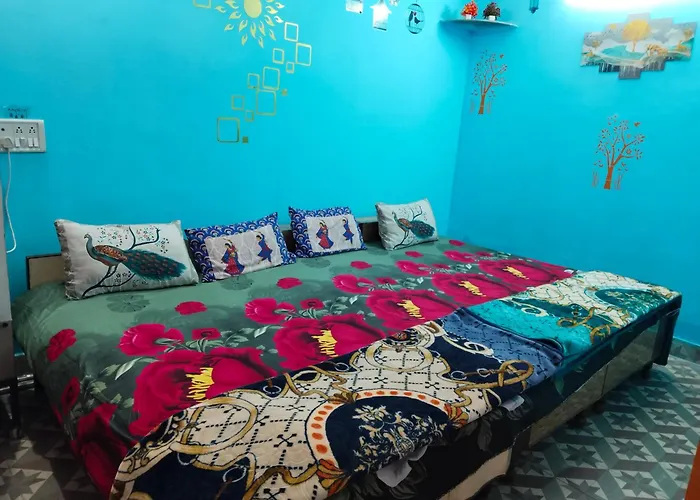 Corner Home Stay