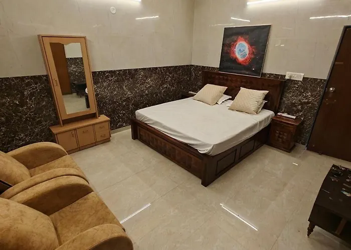 Private 2Bhk In A Villa With Terrace Access