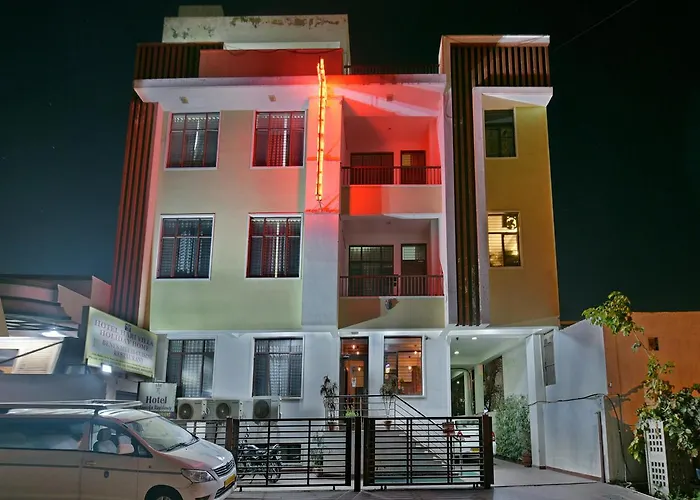 Oyo 4647 Hari Villa Holiday Home
