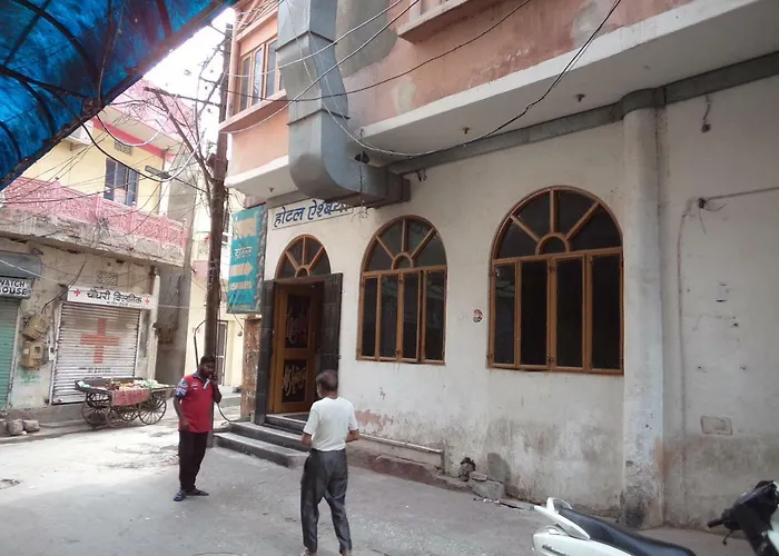 Budget Accommodation Near Station Road