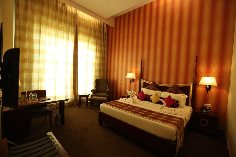 Ramada By Wyndham Jaisinghpura 4* Jaipur