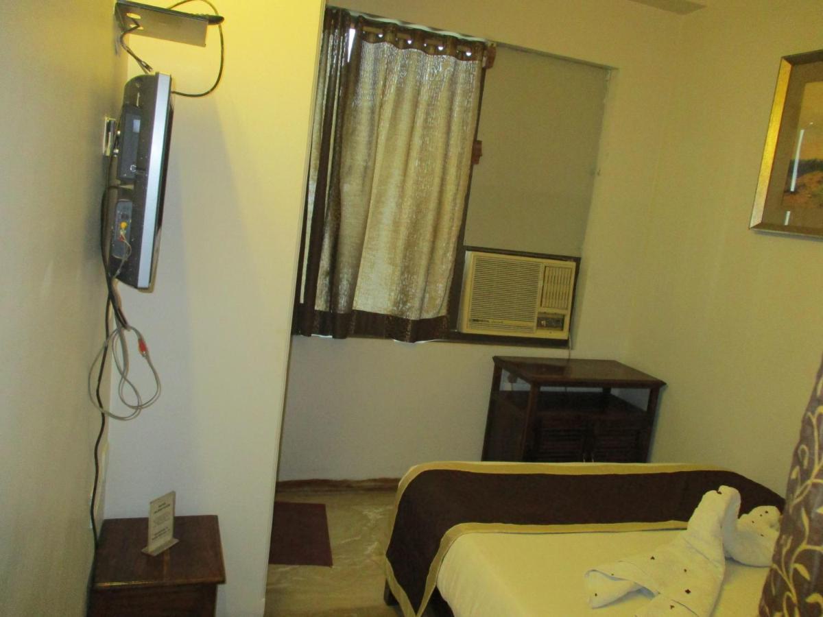 Silver Plaza Hotel 3*