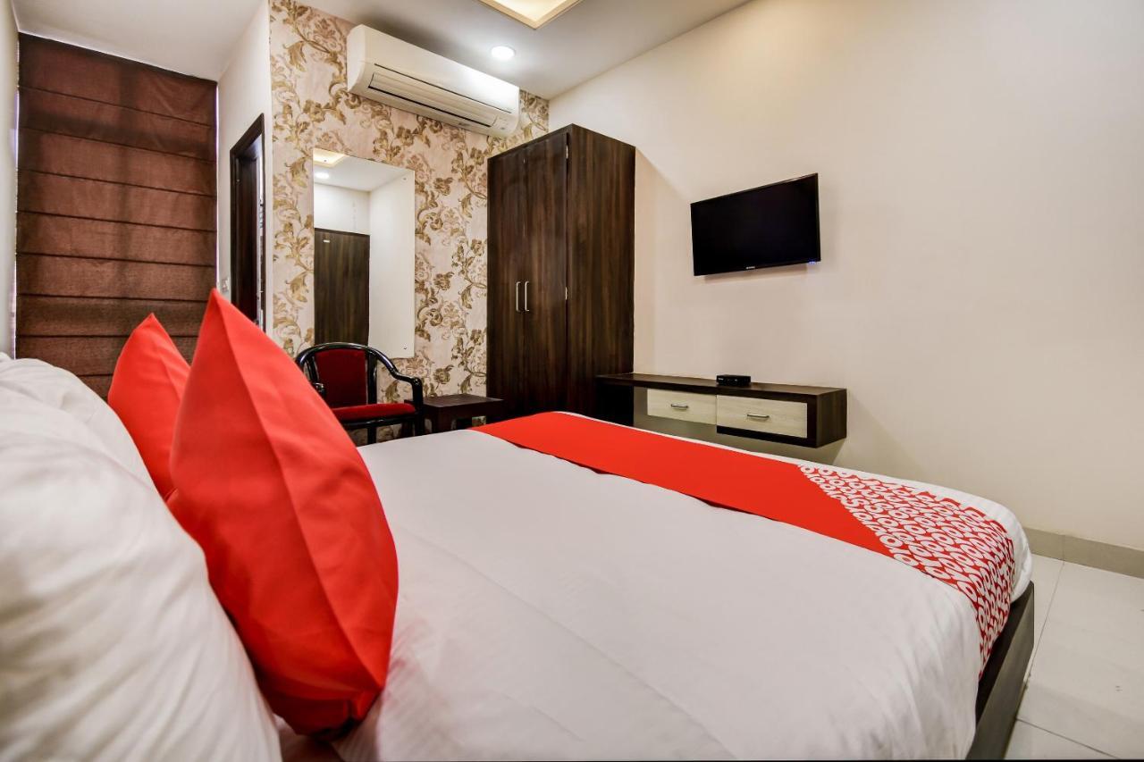 Hotel Oyo 69690 Green Wood