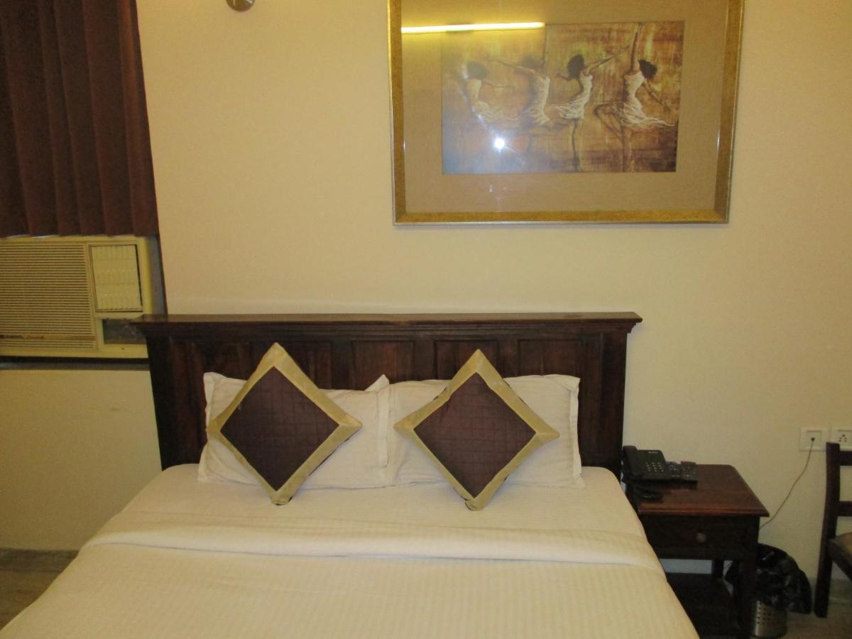 Hotel Silver Plaza 3*