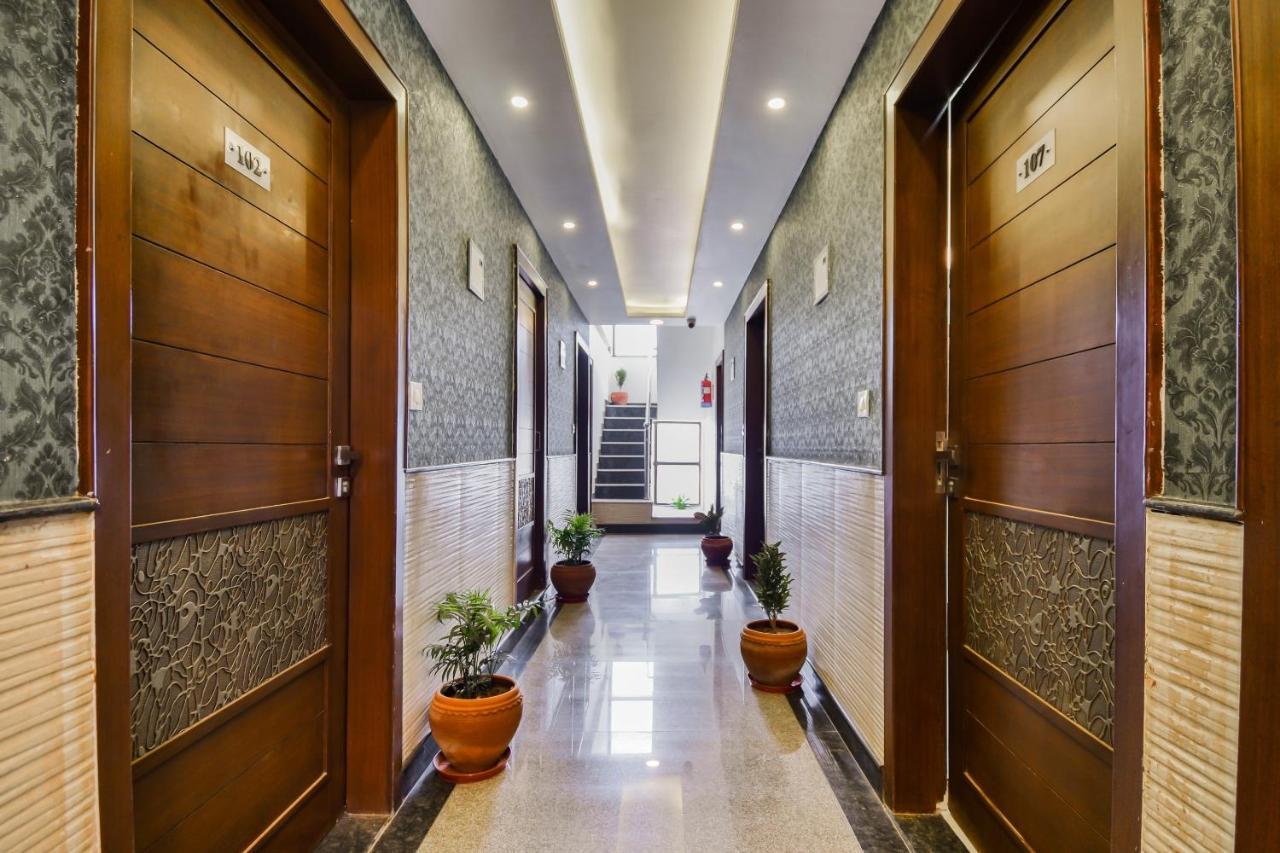 Hotel Oyo 69690 Green Wood
