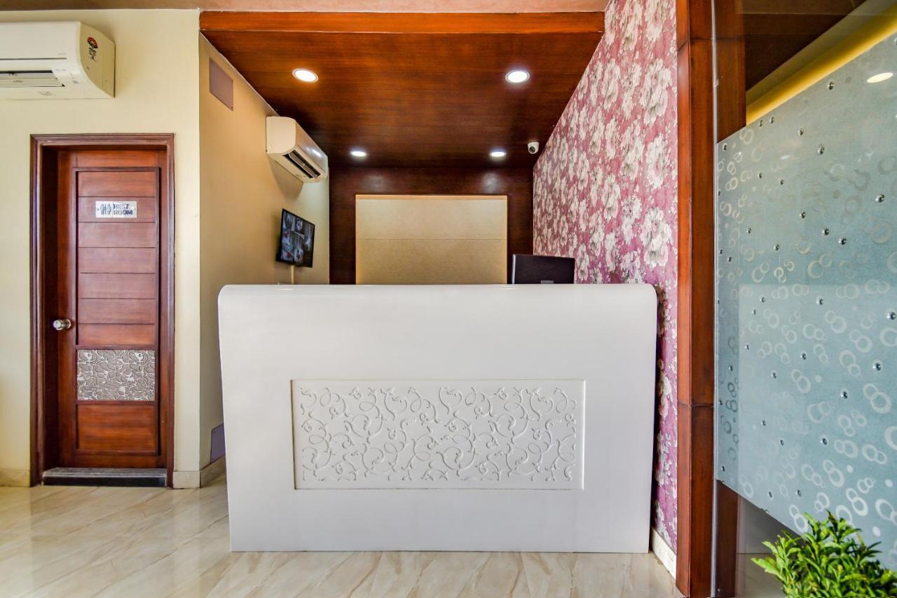 Oyo 69690 Green Wood 3* Jaipur