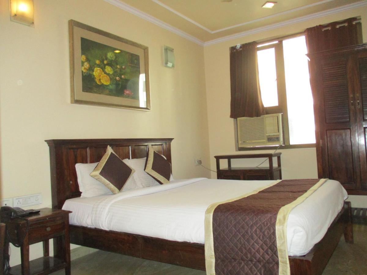 Silver Plaza Hotel