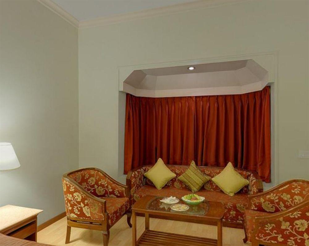 Hotel Maharani Palace