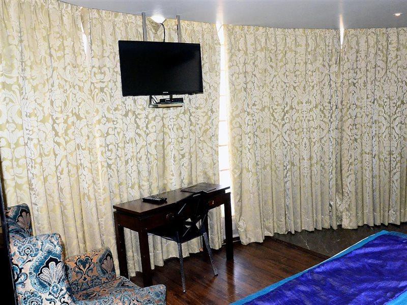 Hotel Golden Oak Jaipur