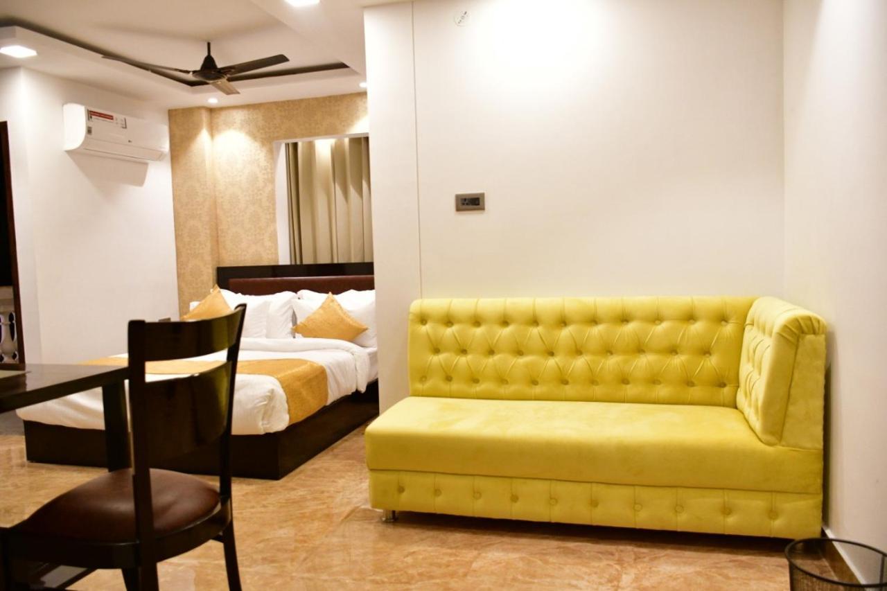Hotel Grand Lotus 3*