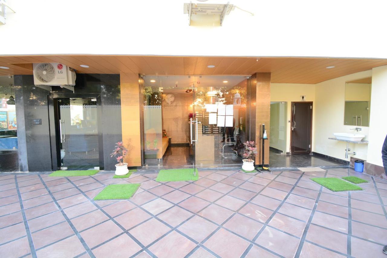 Hotel Grand Lotus