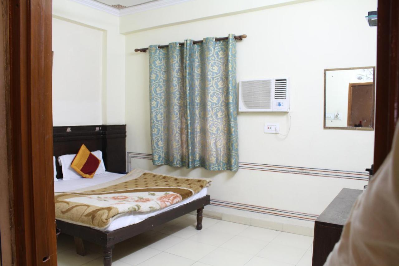 Townhouse Chandpole Metro Station Formerly Raghuraj Palace Hotel Jaipur