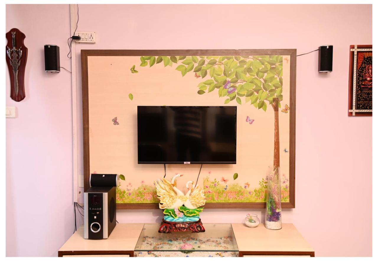 Sohanas Homestays- 2 Bhk Luxury Near International Airport Apartment *