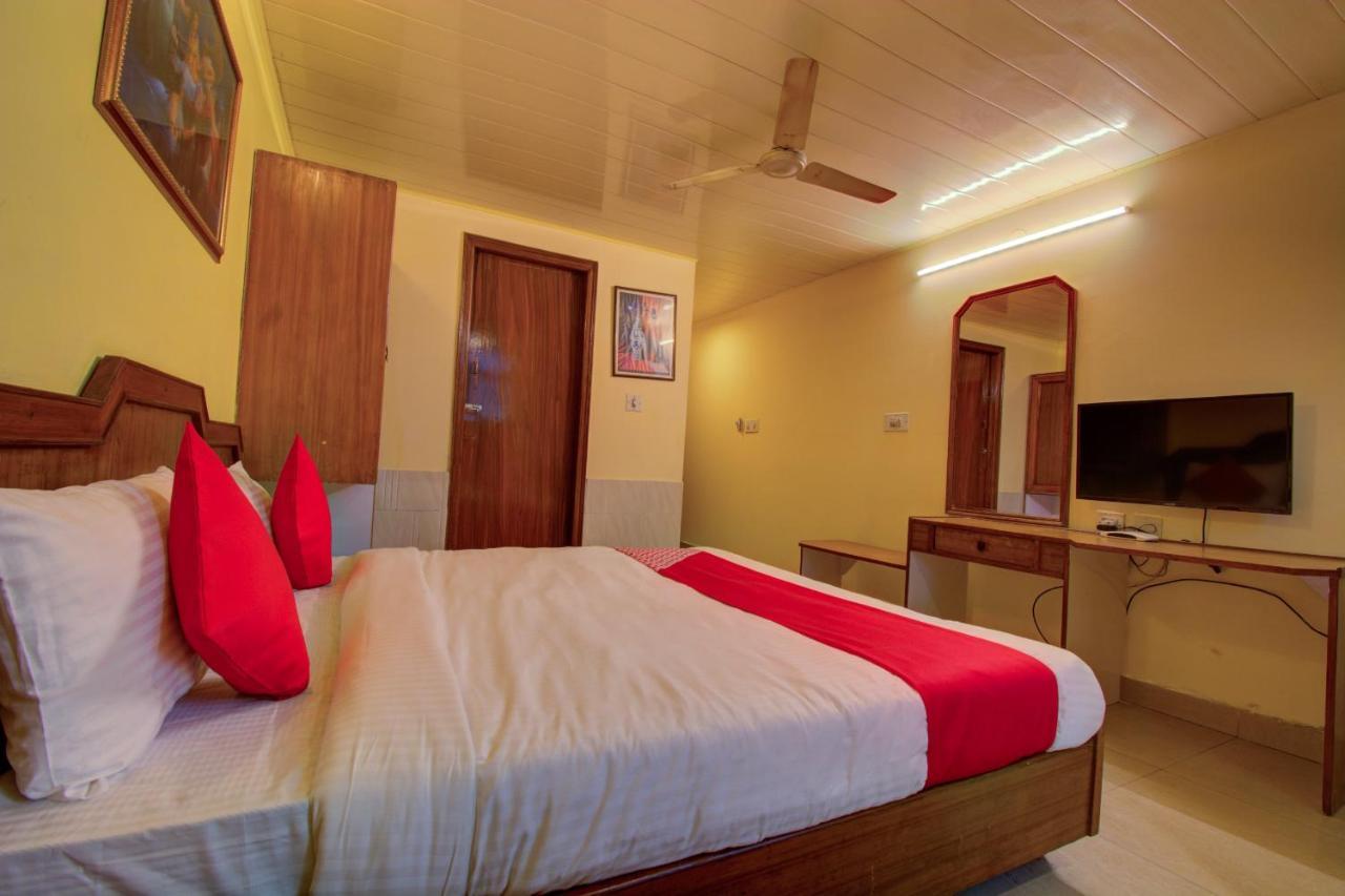 Oyo 16002 Shaan 3*